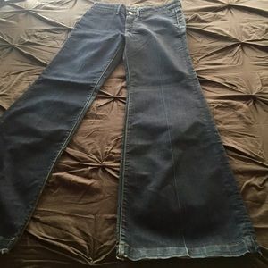 “Banana Republic” Wide Leg Dark Jean